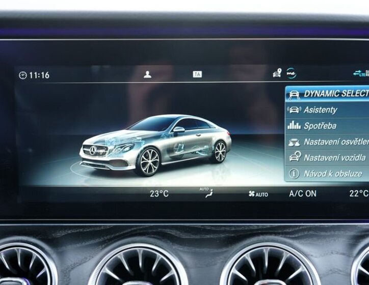 Mercedes-Benz Třídy E Kupé 2,0 l 180 kw