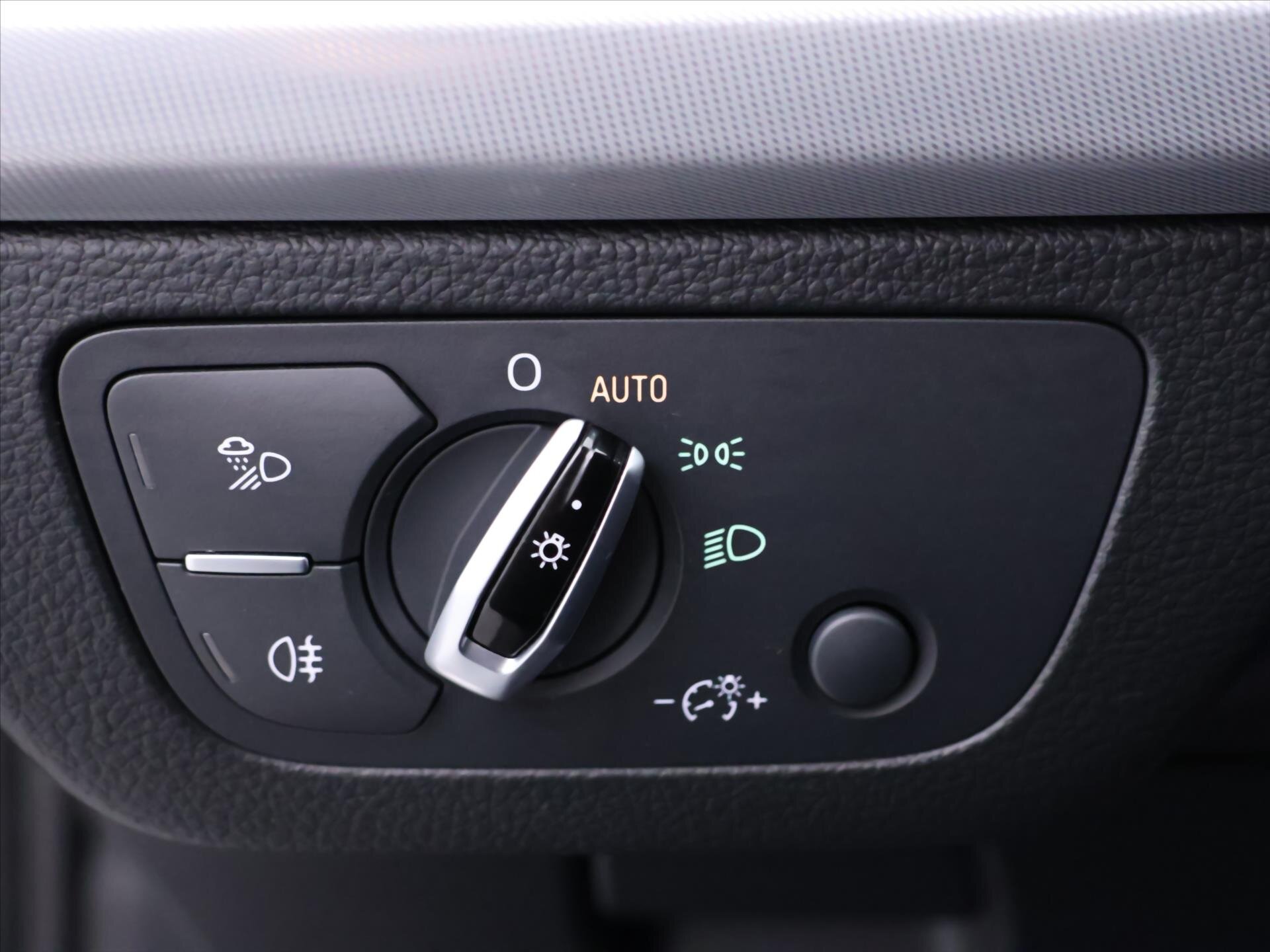 Audi Q5 SUV 2,0 l 140 kw