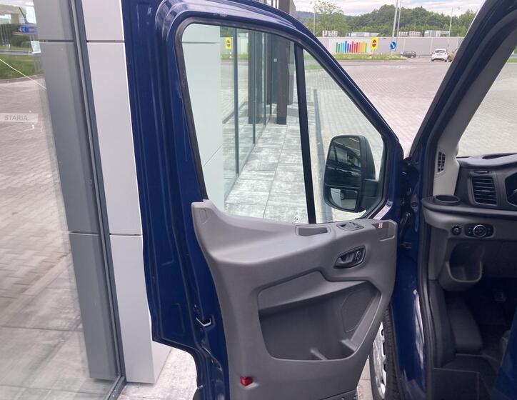 Ford Transit 10
