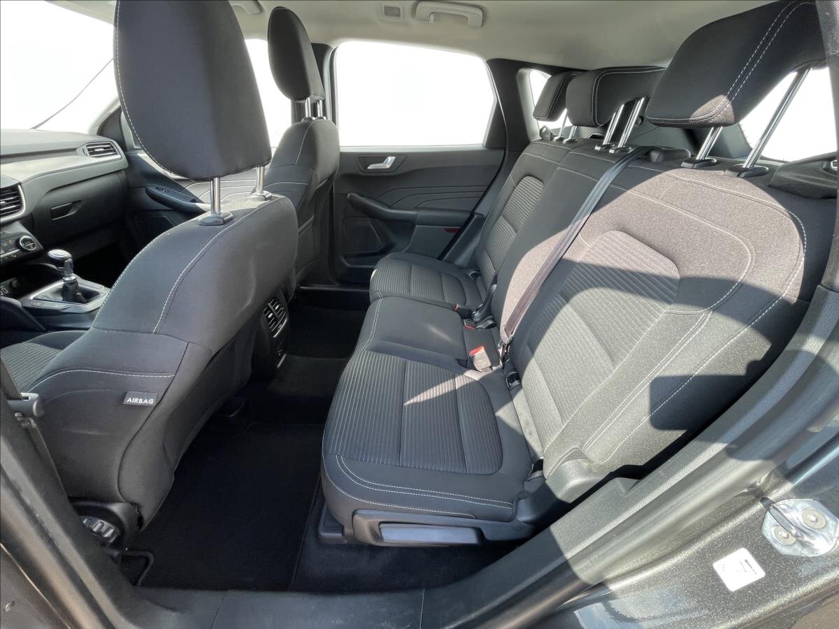 Ford Kuga SUV / Terénní 1,5 l 110 kw