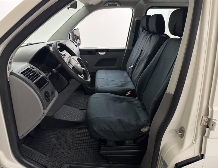 Volkswagen Transporter 18