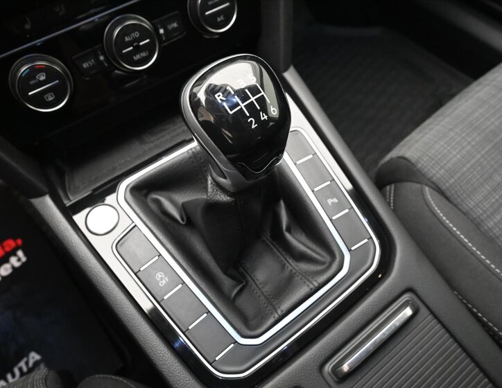 Volkswagen Passat Kombi 2,0 l 110 kw