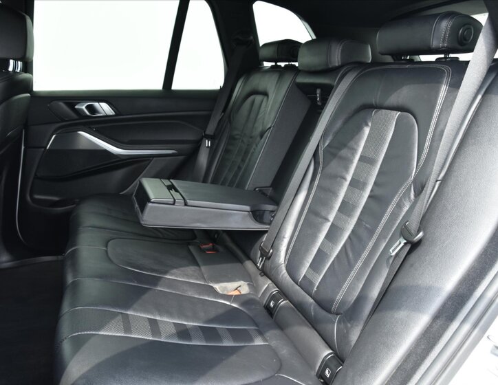 BMW X5 SUV / Terénní 3,0 l 195 kw