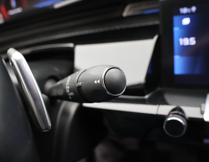 Peugeot 508 Liftback 1,6 l 133 kw