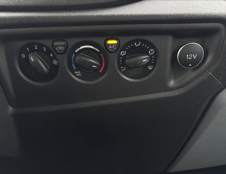 Ford Transit 29