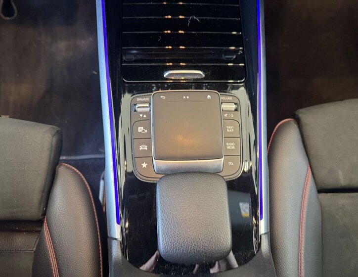 Mercedes-Benz GLB SUV / Terénní 2,0 l 110 kw