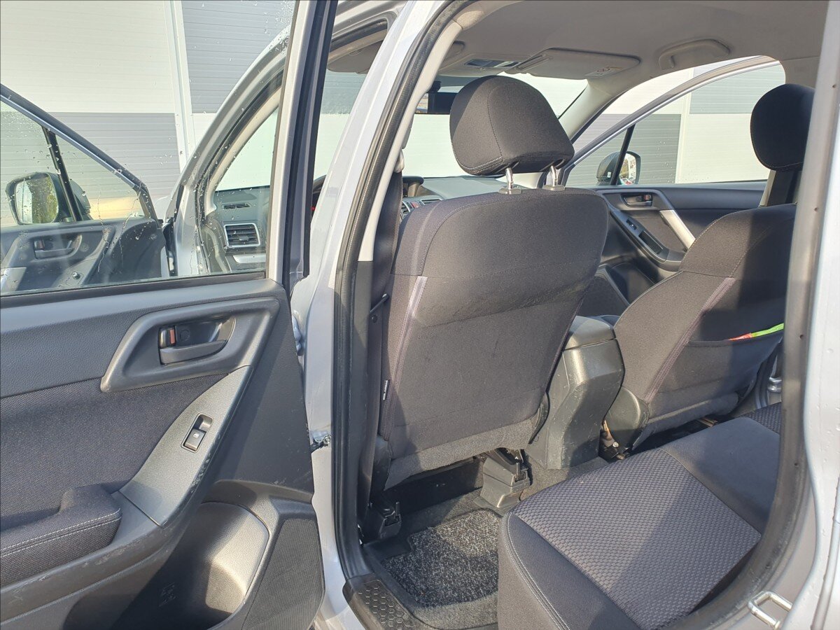 Subaru Forester SUV 2,0 l 108 kw