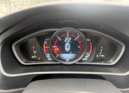 Volvo V40 11