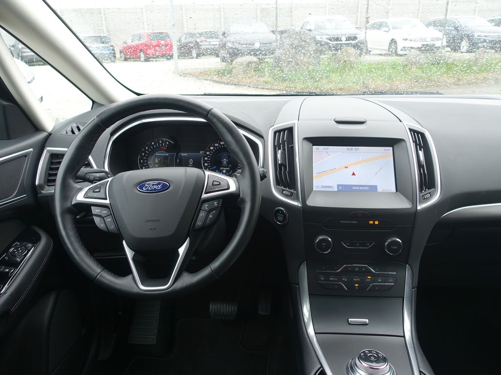 Ford S-MAX