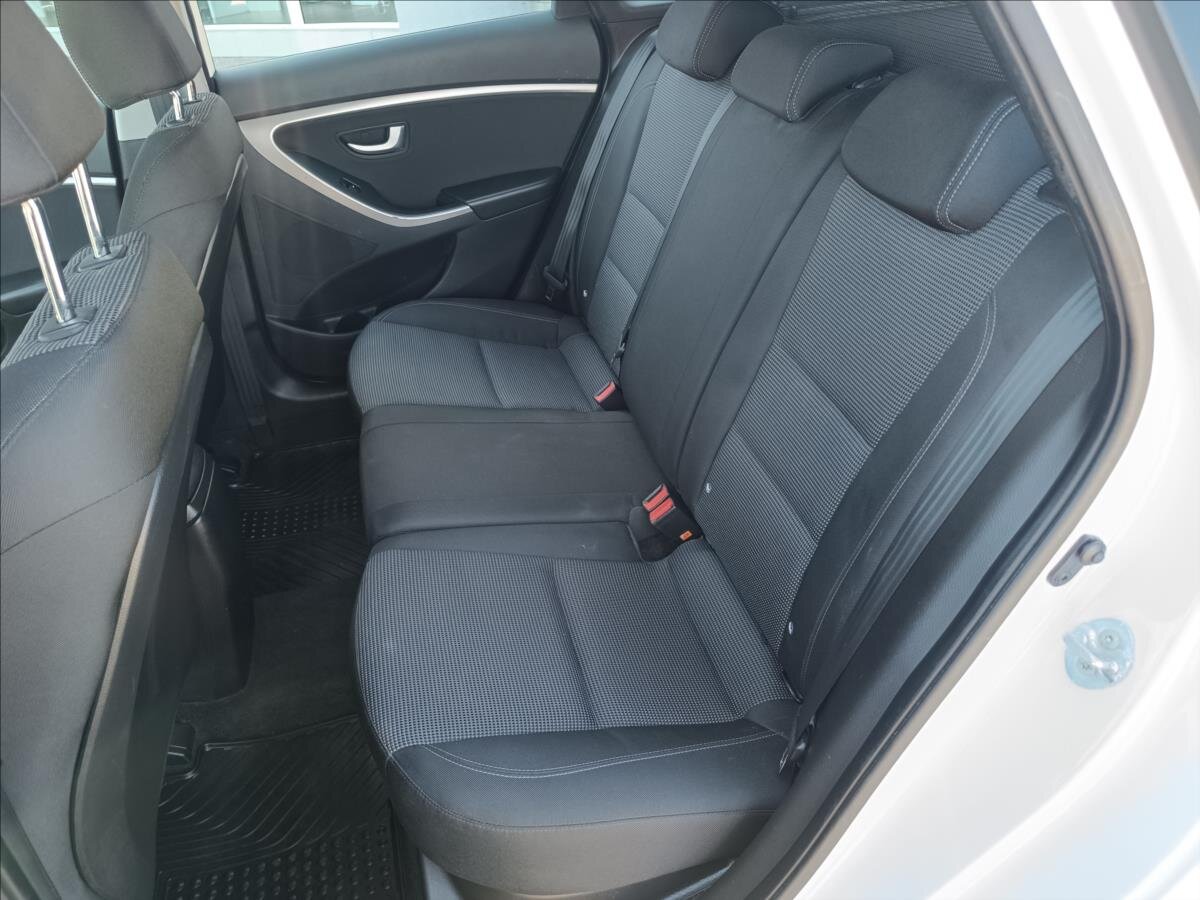 Hyundai i30 Kombi 1,6 l 88 kw