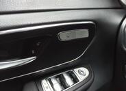 Mercedes-Benz Třídy V 28