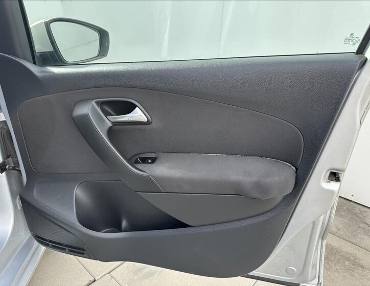 Volkswagen Polo Hatchback 1,6 l 66 kw