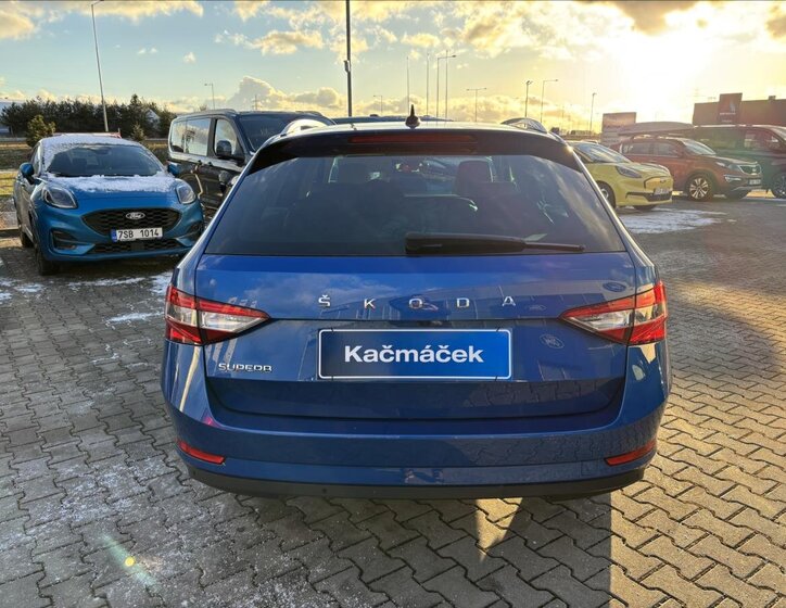 Škoda Superb Kombi 2,0 l 110 kw