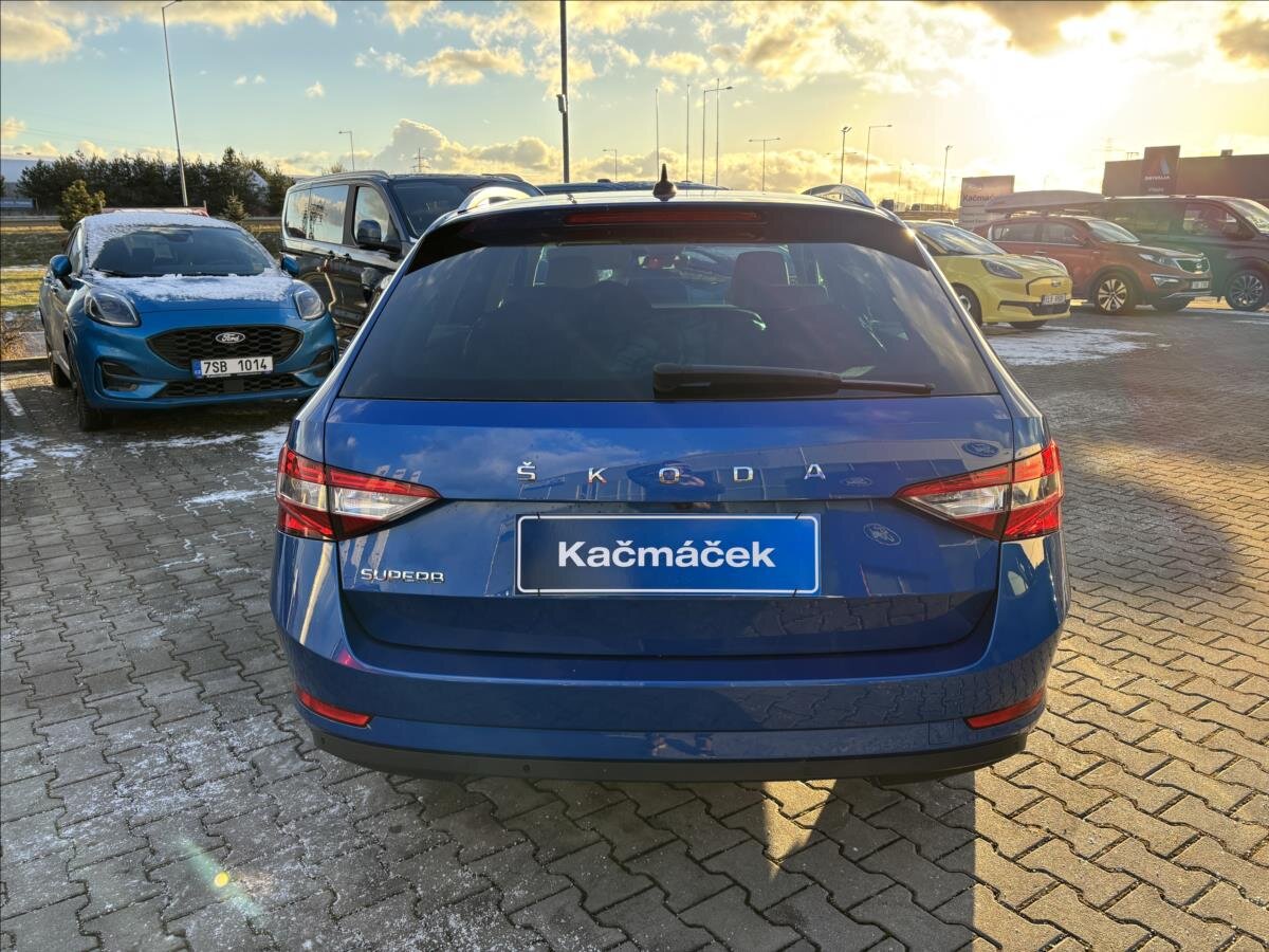 Škoda Superb Kombi 2,0 l 110 kw