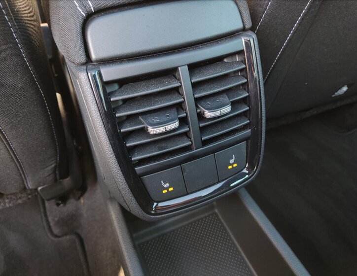 Škoda Scala Hatchback 1,5 l 110 kw