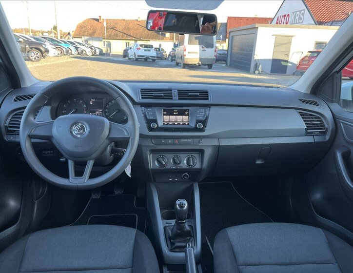 Škoda Fabia 17