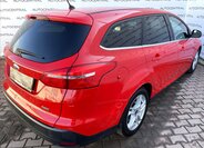 Ford Focus Kombi 999,0 92 kw