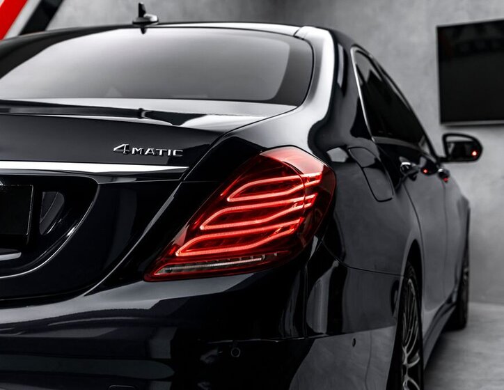 Mercedes-Benz Třídy S 10