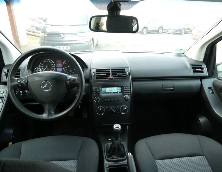 Mercedes-Benz Třídy A Hatchback 1,7 l 85 kw