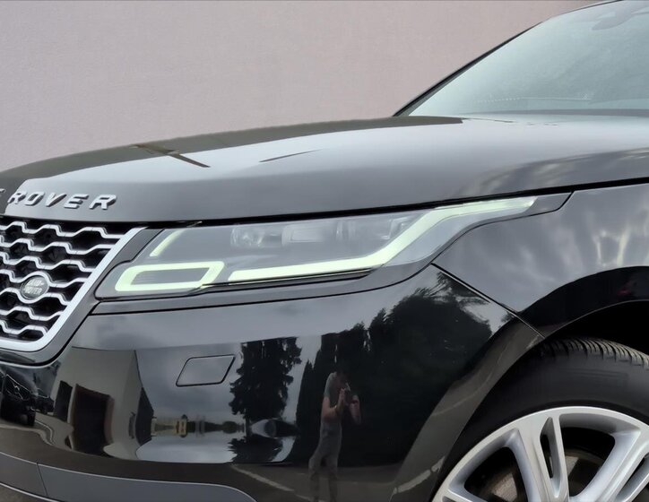 Land Rover Range Rover Velar SUV 2,0 l 150 kw