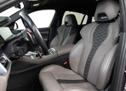 BMW X6 SUV 4,4 l 460 kw