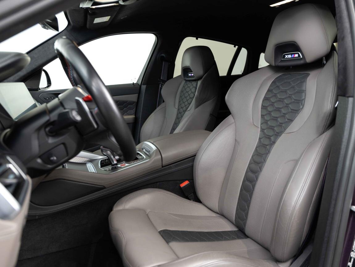 BMW X6 SUV 4,4 l 460 kw