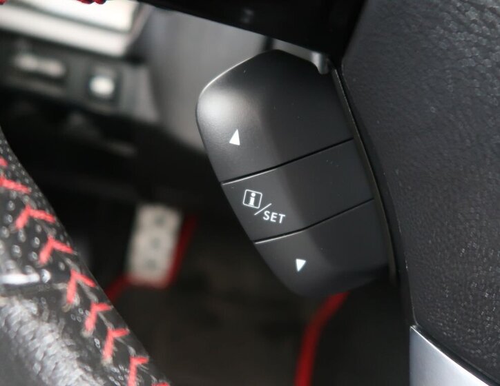 Subaru WRX STI Sedan / Limuzína 2,5 l 221 kw