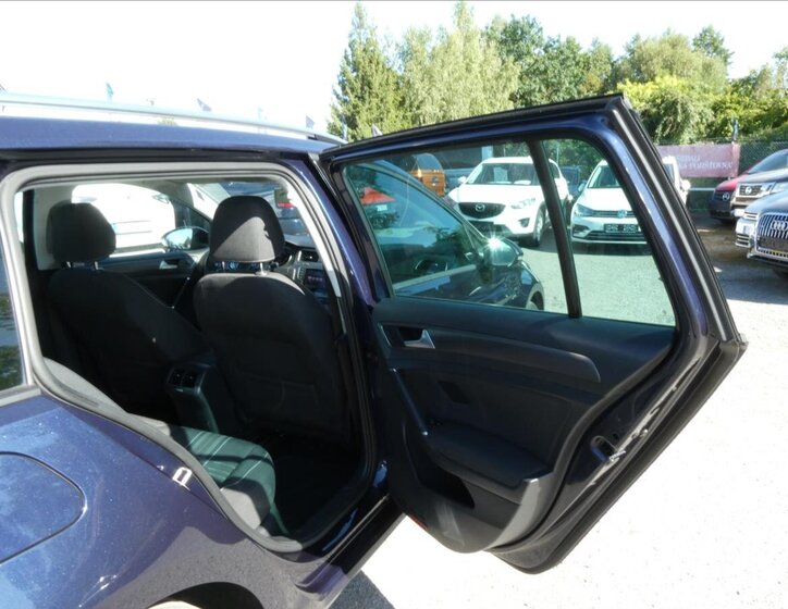 Volkswagen Golf Kombi 2,0 l 110 kw