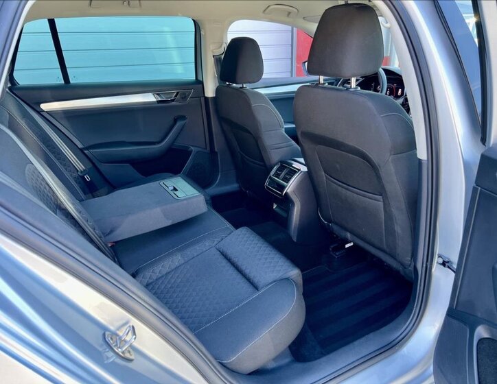 Škoda Superb Kombi 2,0 l 110 kw