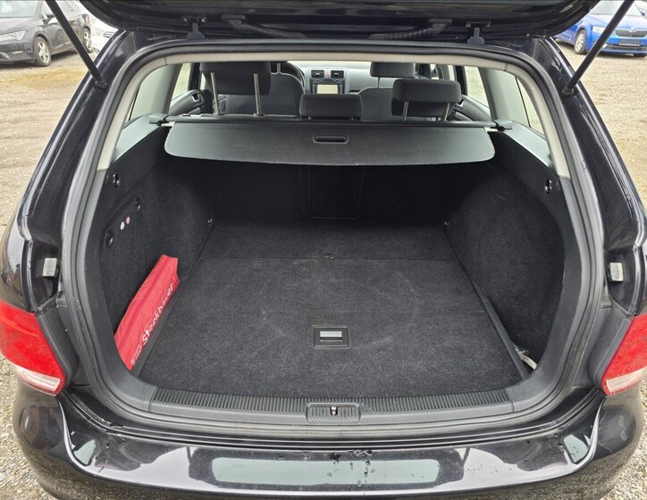 Volkswagen Golf Kombi 2,0 l 103 kw