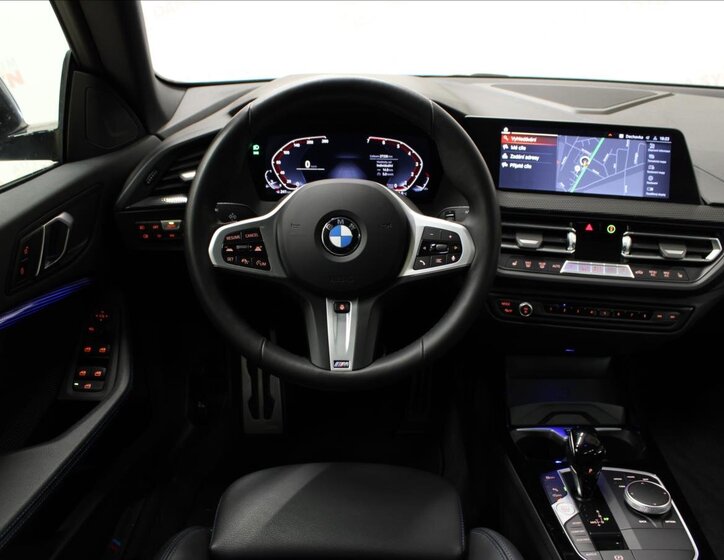 BMW Řada 2 Sedan / Limuzína 1,5 l 100 kw