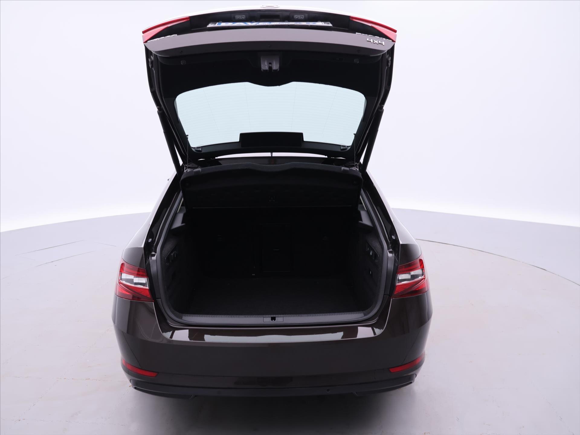 Škoda Superb Liftback 2,0 l 140 kw