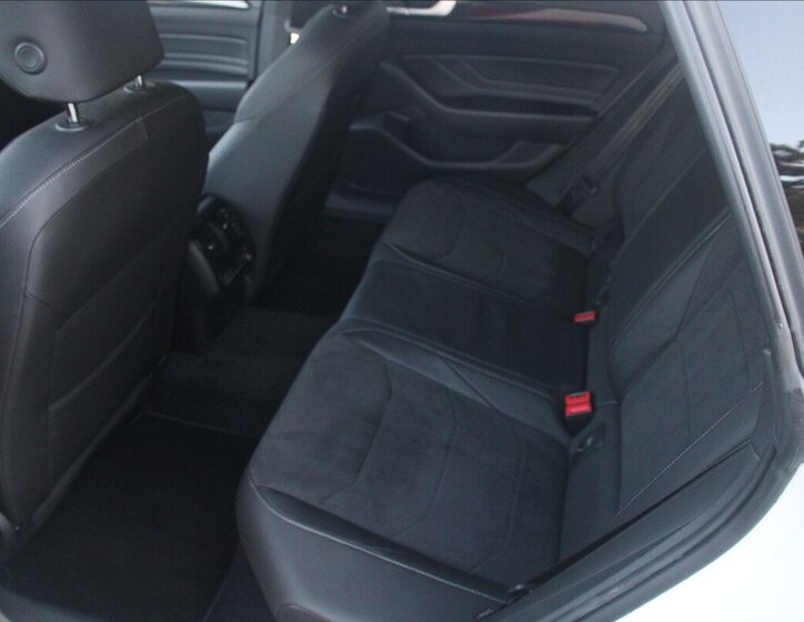 Volkswagen Arteon Liftback 2,0 l 147 kw