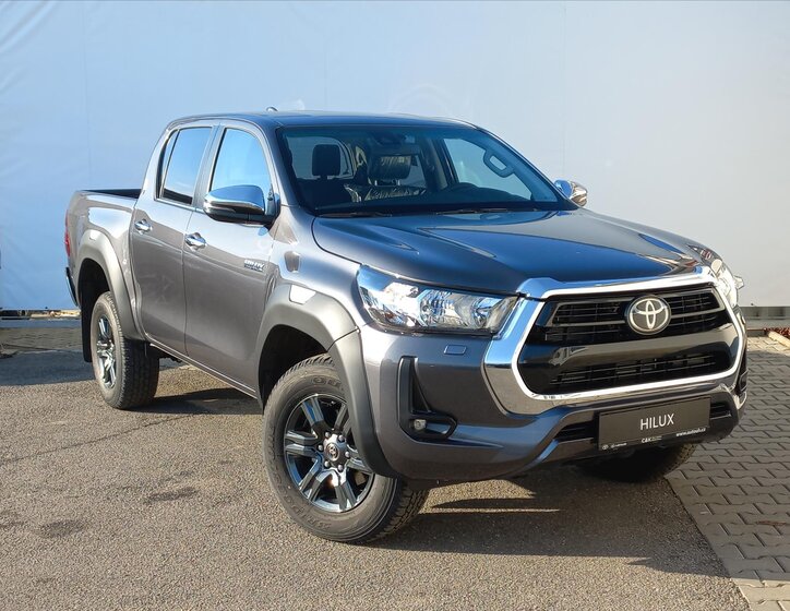 Toyota Hilux 3