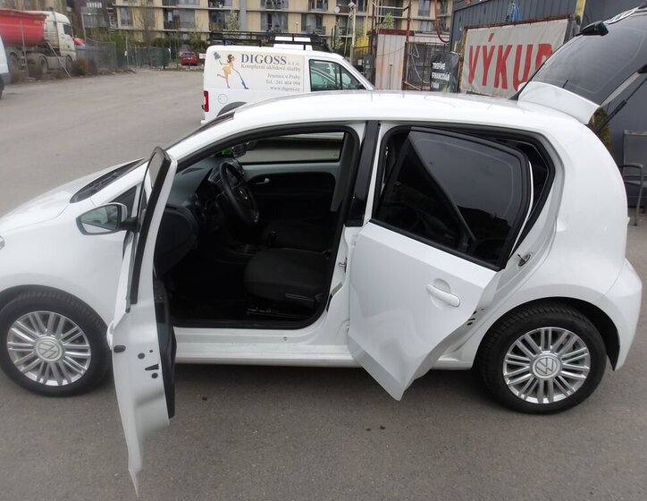 Volkswagen up! Hatchback 999,0 50 kw