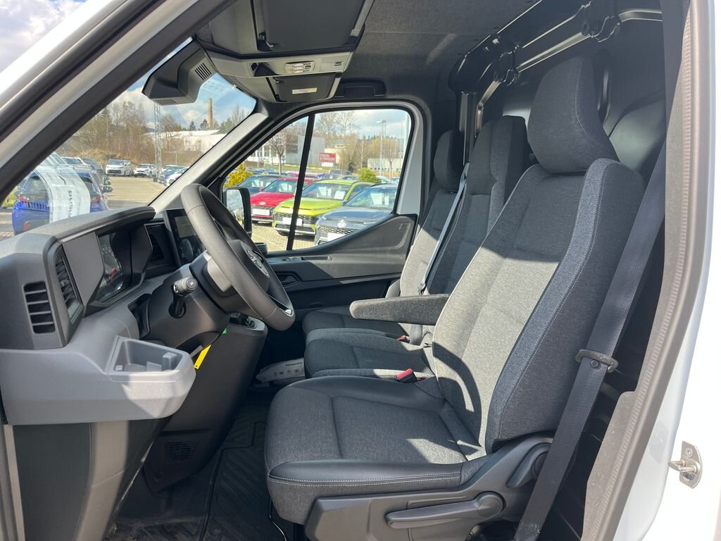 Nissan Interstar Skříň 2,0 l 96 kw