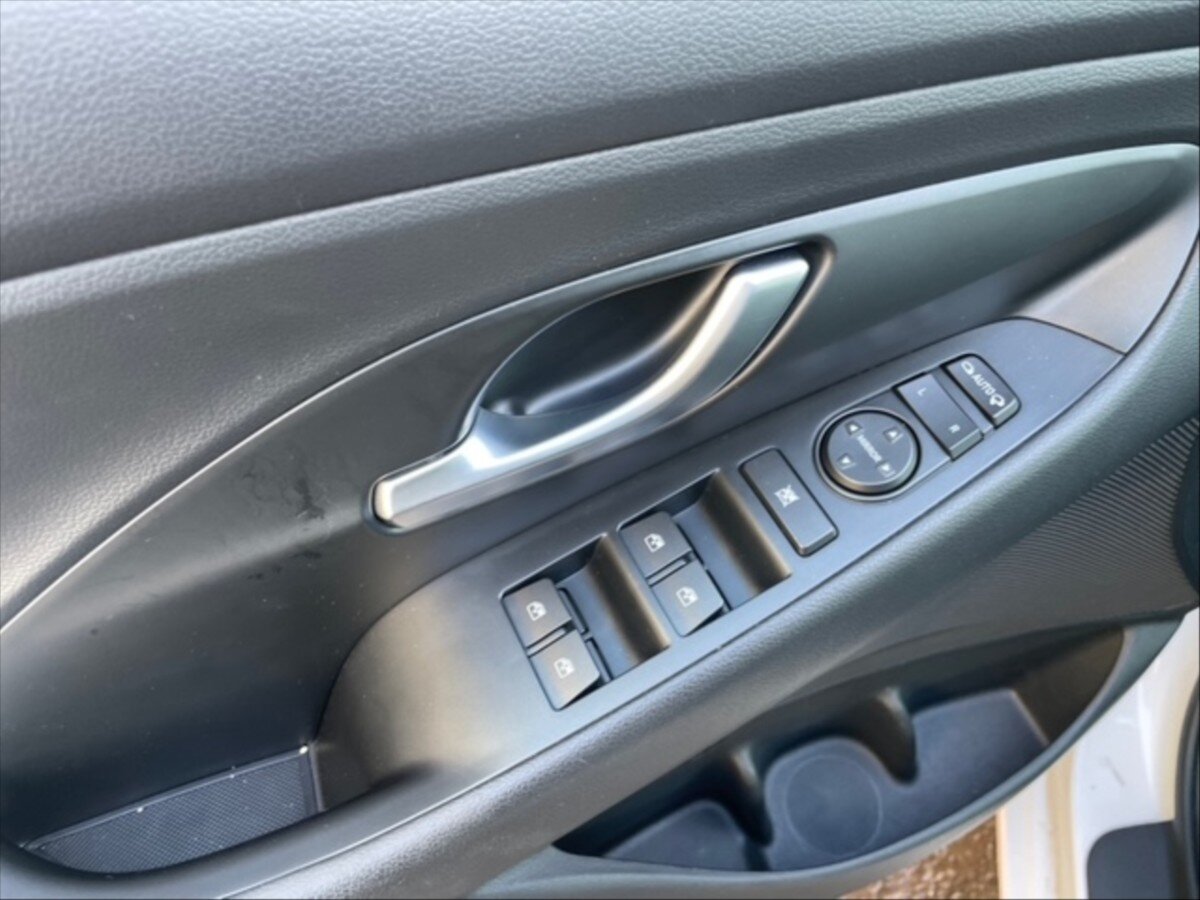 Hyundai i30 Kombi 998,0 88 kw