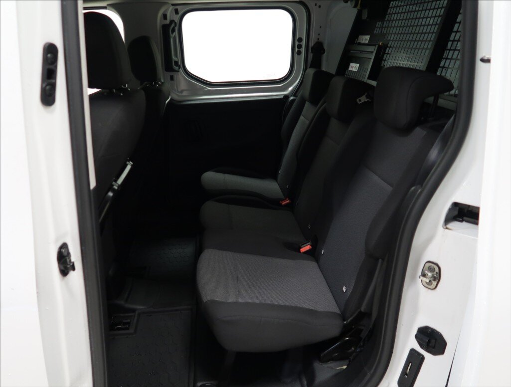 Peugeot Partner Kombi 1,5 l 96 kw