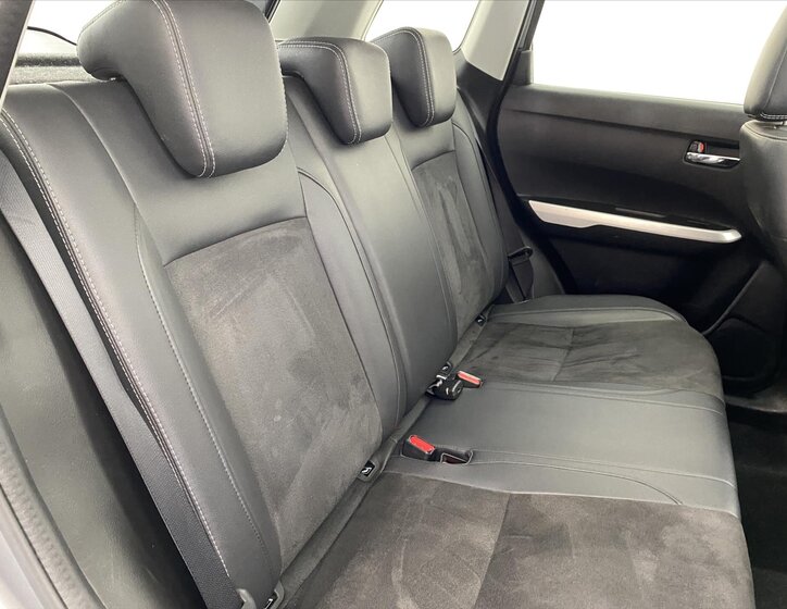 Suzuki Vitara SUV 1,6 l 88 kw