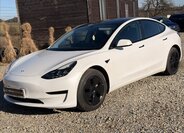 Tesla Model 3 Sedan / Limuzína 0,0 100 kw