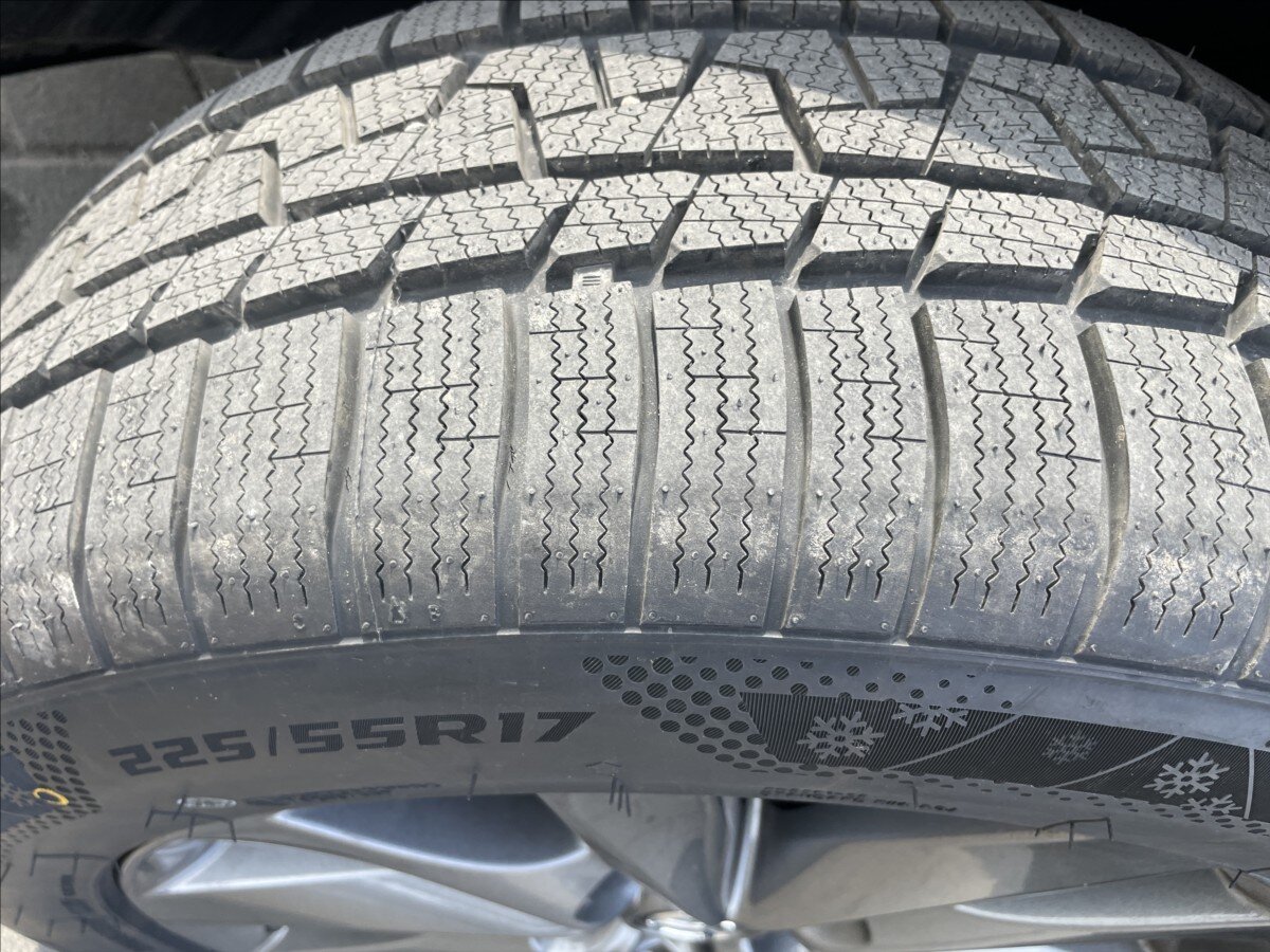 Mazda 6 Sedan / Limuzína 2,0 l 121 kw