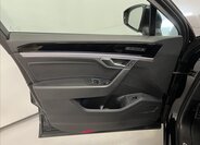 Volkswagen Touareg 28