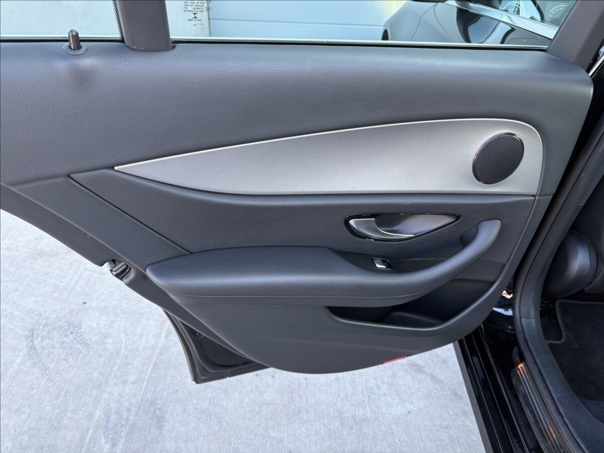 Mercedes-Benz Třídy E Sedan / Limuzína 2,0 l 143 kw
