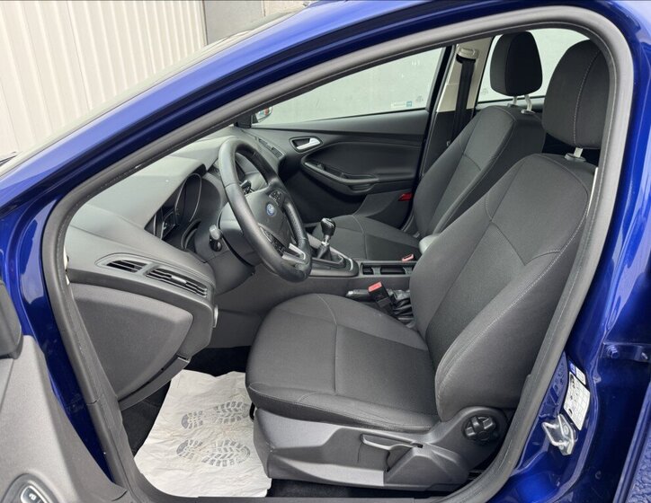 Ford Focus Hatchback 1,5 l 77 kw