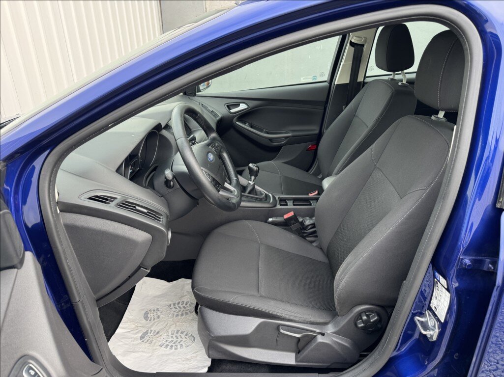 Ford Focus Hatchback 1,5 l 77 kw