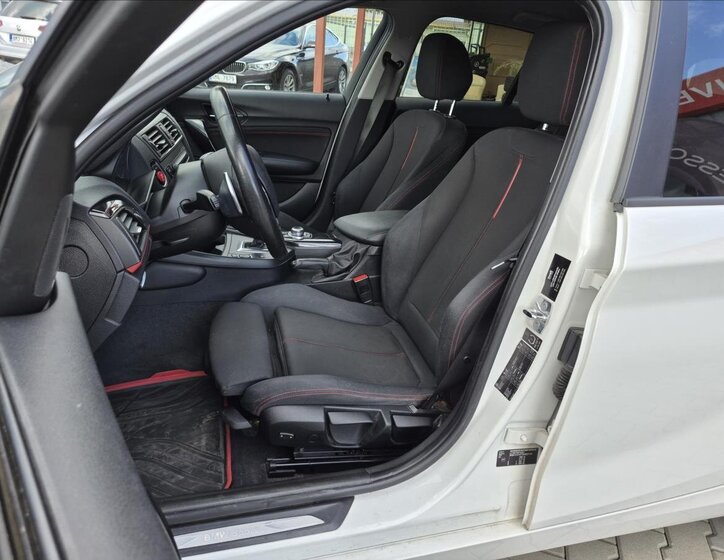 BMW Řada 1 Hatchback 2,0 l 135 kw