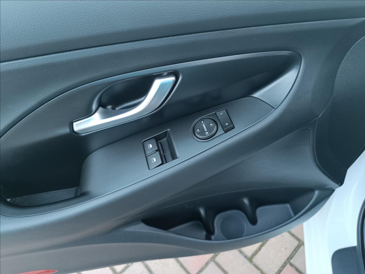 Hyundai i30 Hatchback 1,5 l 70 kw