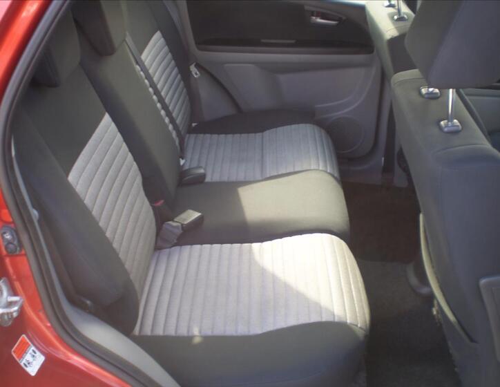 Suzuki SX4 13