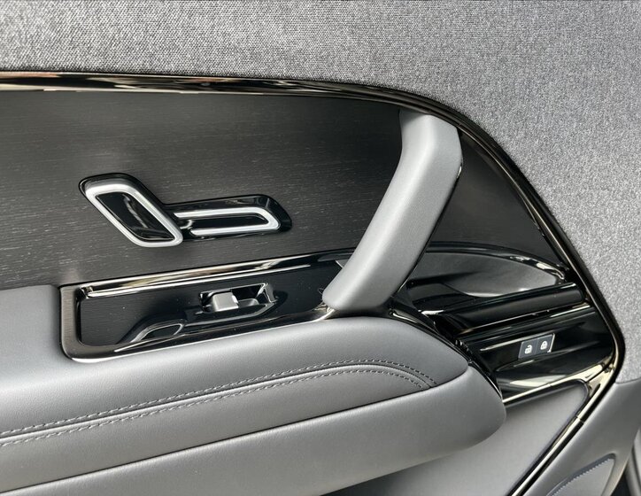 Land Rover Range Rover Sport SUV 4,4 l 390 kw