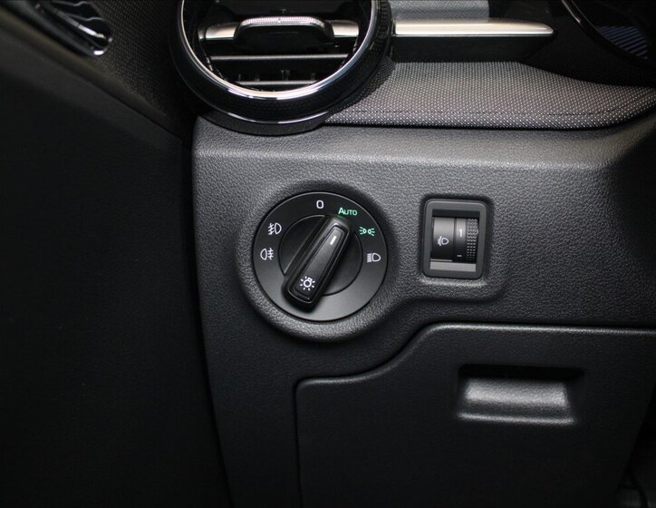 Škoda Fabia Hatchback 999,0 70 kw